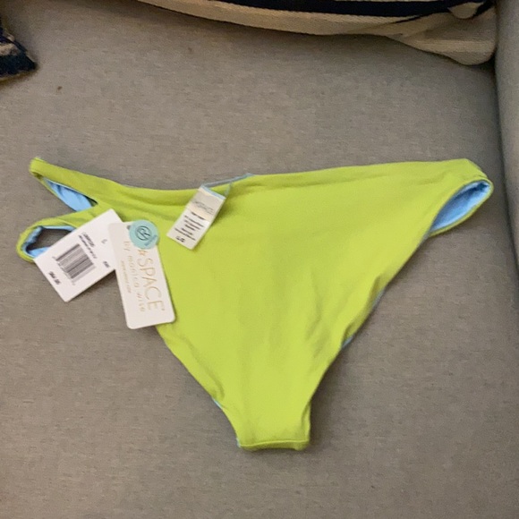 L*SPACE breakers classic bikini bottom kiwi Large - Picture 3 of 5